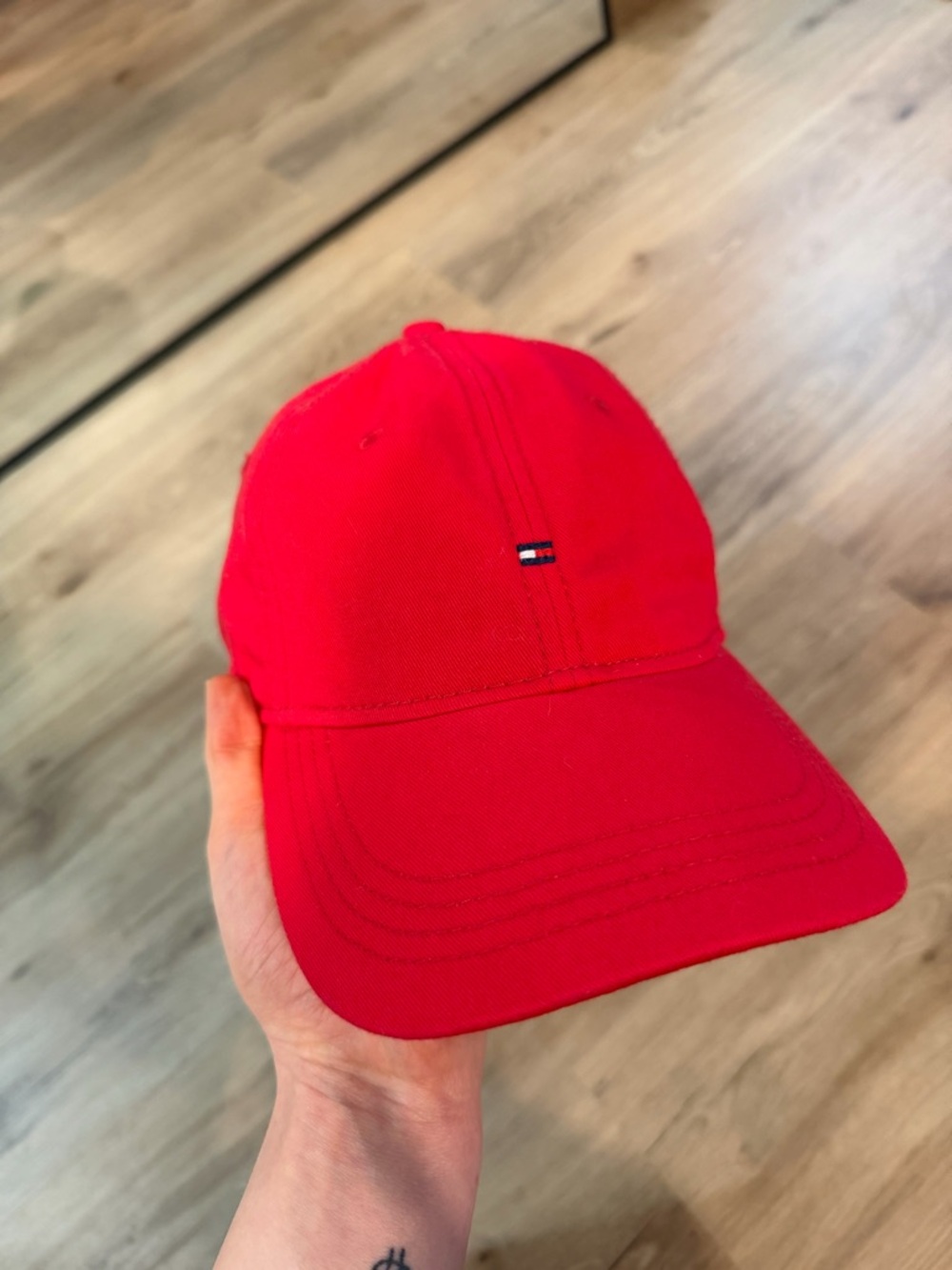 Tommy Hilfiger Red Logo Cap